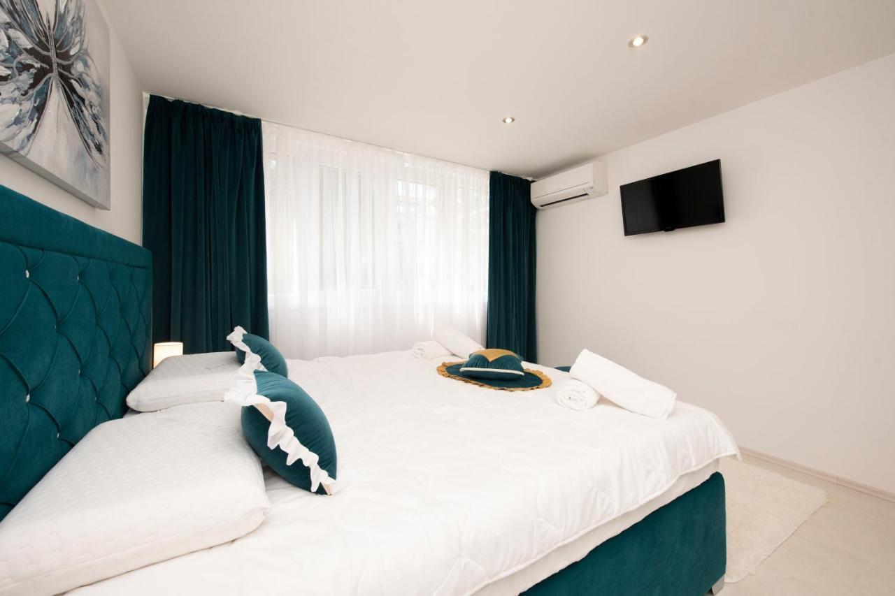 Lions Apartment Split Buitenkant foto